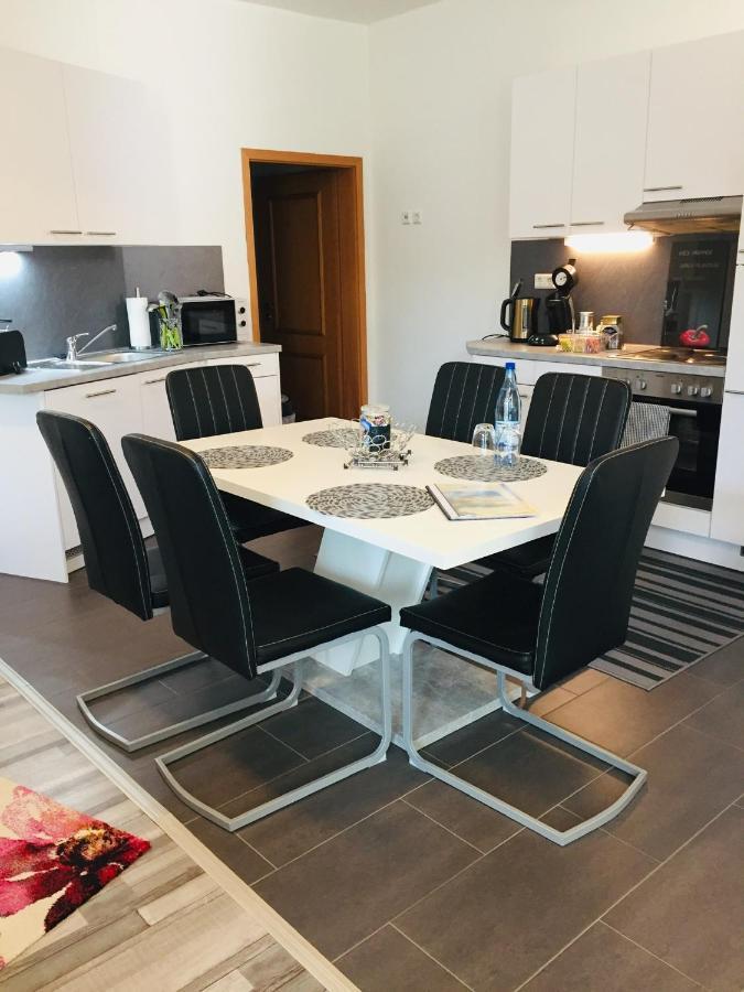 Ferienwohnung Marina An Der Romantischen Strasse Weikersheim Esterno foto