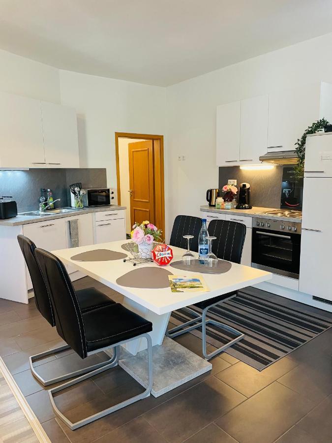 Ferienwohnung Marina An Der Romantischen Strasse Weikersheim Esterno foto